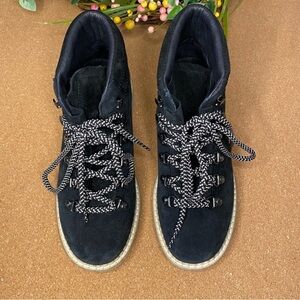 Montelliana Alce Suede Hiking Ankle Boots in Black Size 7